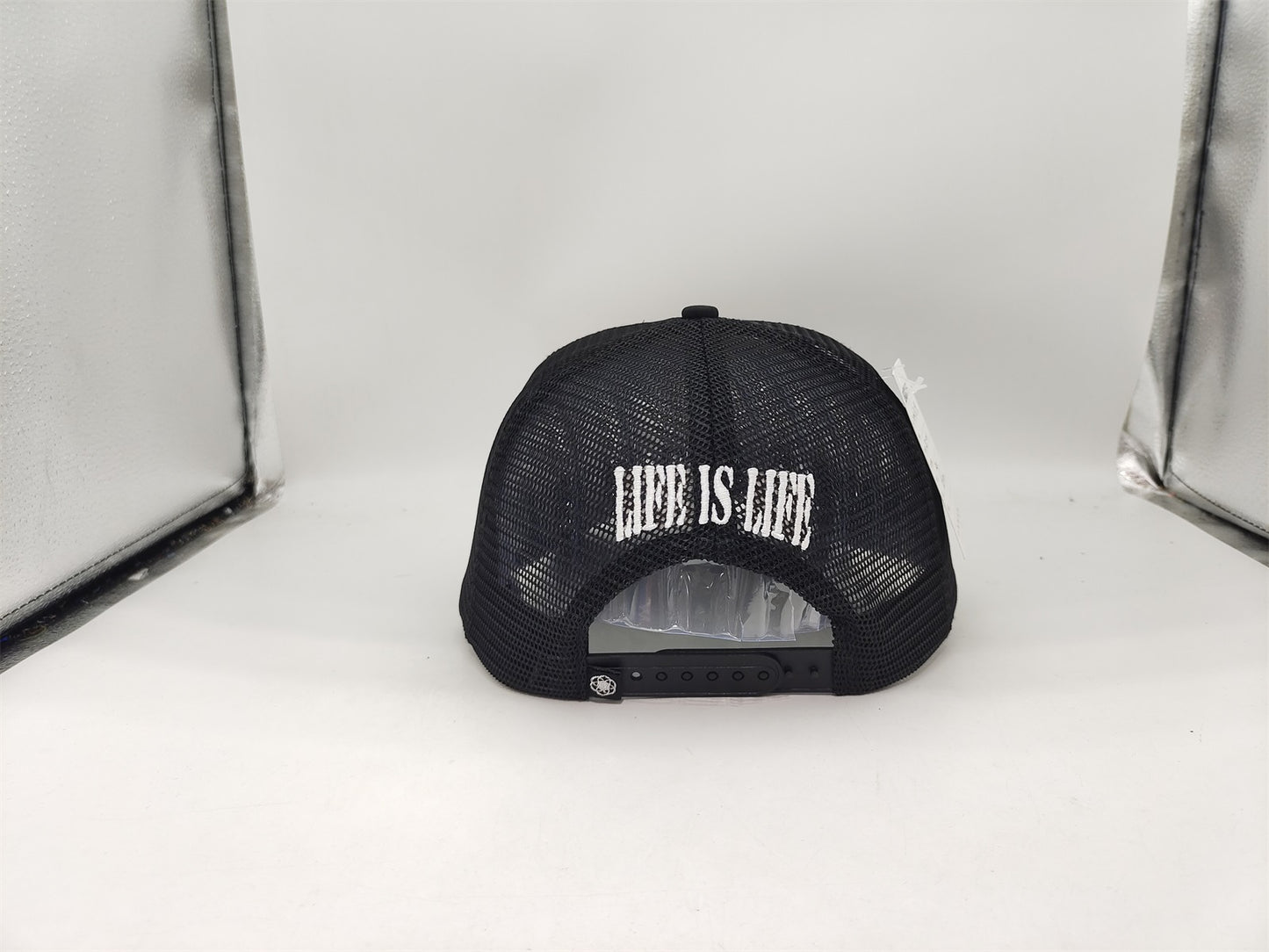 BLACK LOGO HAT