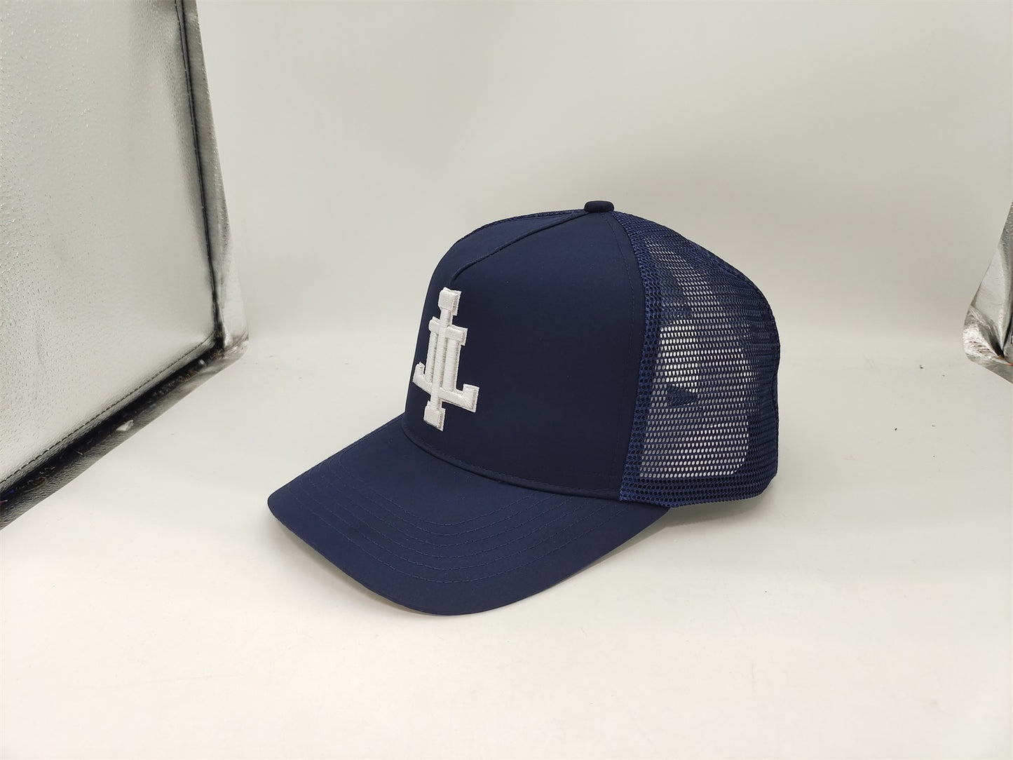 NAVY BLUE LOGO HAT